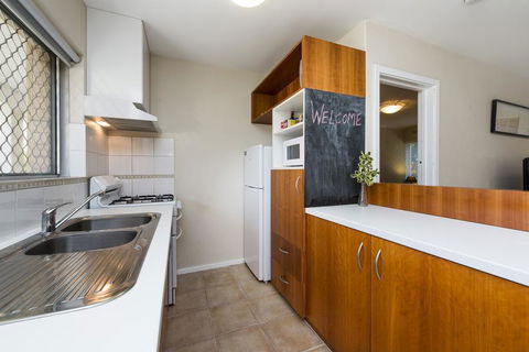 Townshend Rd - St Kilda Accommodation 42