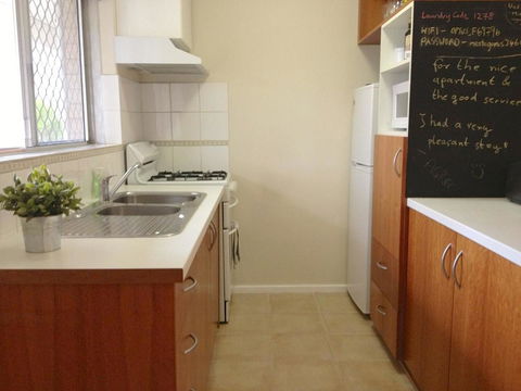 Townshend Rd - St Kilda Accommodation 18