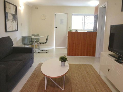 Townshend Rd - St Kilda Accommodation 6