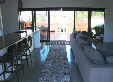 Bayside Luxury Escape Busselton - St Kilda Accommodation 25