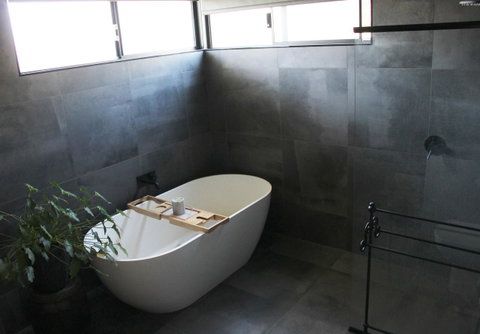Bayside Luxury Escape Busselton - St Kilda Accommodation 17