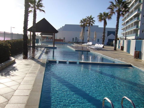 A 406 FANTASTIC OCEAN BEACH And MARINA VIEW APT - MANDURAH - St Kilda Accommodation 25