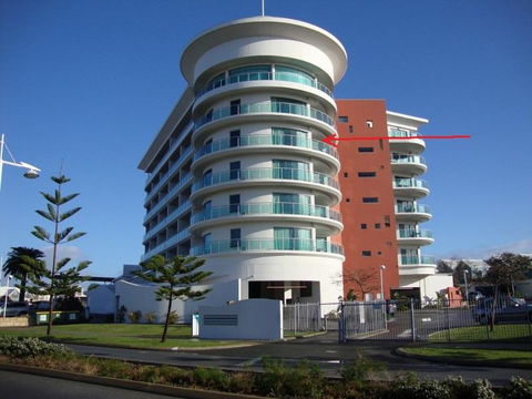 A 406 FANTASTIC OCEAN BEACH And MARINA VIEW APT - MANDURAH - St Kilda Accommodation 26