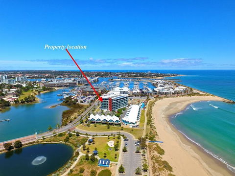 A 406 FANTASTIC OCEAN BEACH And MARINA VIEW APT - MANDURAH - St Kilda Accommodation 27