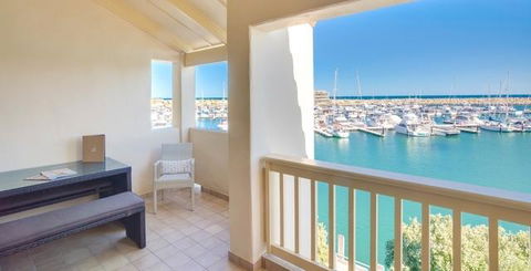 The Marina Hotel - Mindarie - St Kilda Accommodation 9