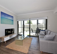 Modern Apartment Redcliffe near Perth Airport 0126 - St Kilda Accommodation