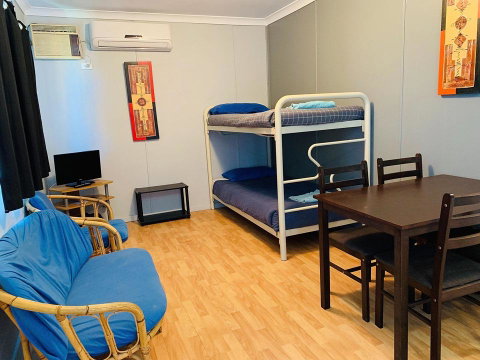 Shark Bay Cottages - St Kilda Accommodation 19