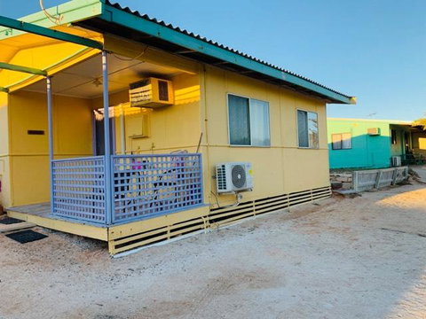 Shark Bay Cottages - St Kilda Accommodation 33