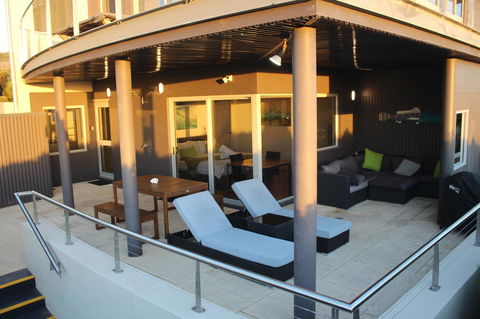 Aquatic Visions - St Kilda Accommodation 23