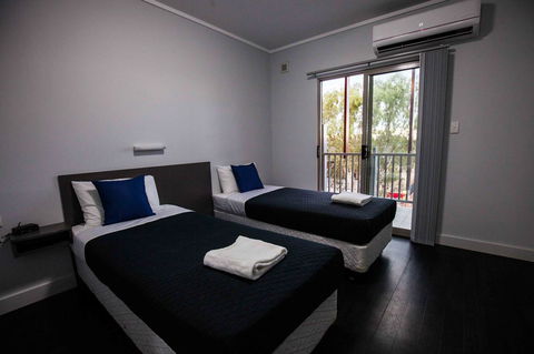 Beadon Bay Hotel - St Kilda Accommodation 6
