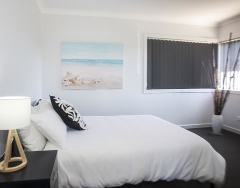 Bircoo Cottage Beach And Golf Getaway - St Kilda Accommodation 1