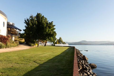 Wrest Point - St Kilda Accommodation 1