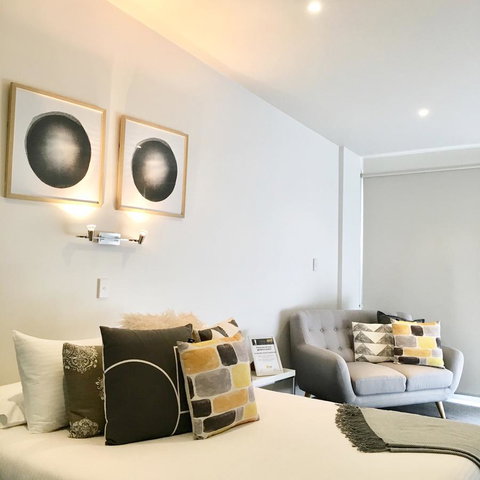 Sandy Bay Studio Apartment - St Kilda Accommodation 0