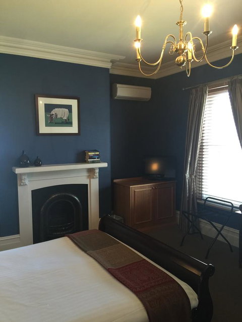 Clydesdale Manor - St Kilda Accommodation 16