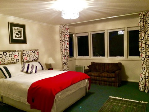 Anchorage Waterfront Retreat - St Kilda Accommodation 11