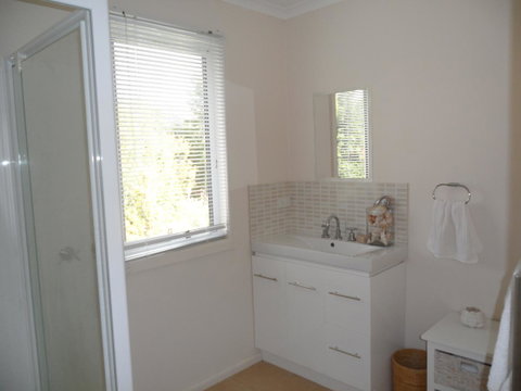 Anchorage Waterfront Retreat - St Kilda Accommodation 14