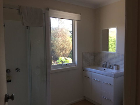 Anchorage Waterfront Retreat - St Kilda Accommodation 30
