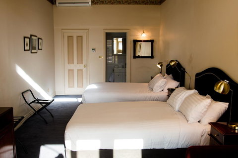 The Macquarie Hobart - St Kilda Accommodation 23