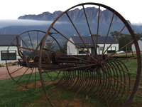 Book West Kentish Accommodation Vacations St Kilda Accommodation St Kilda Accommodation