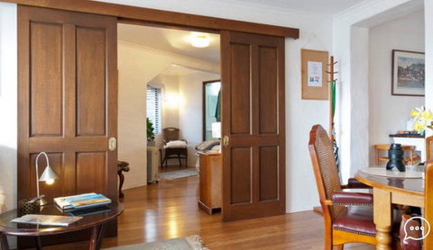 Million Dollar Views - St Kilda Accommodation 5
