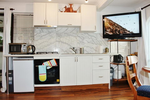 Million Dollar Views - St Kilda Accommodation 14