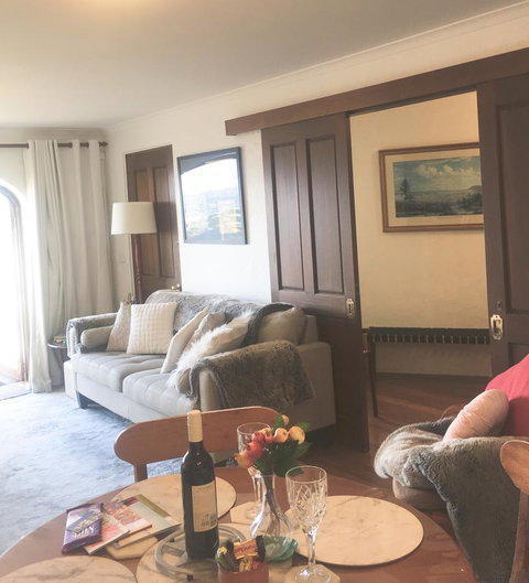 Million Dollar Views - St Kilda Accommodation 10