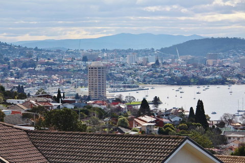 Million Dollar Views - St Kilda Accommodation 35
