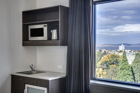 Travelodge Hotel Hobart - St Kilda Accommodation 3