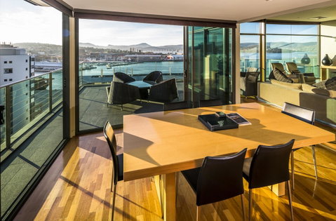 Lenna Of Hobart - St Kilda Accommodation 33