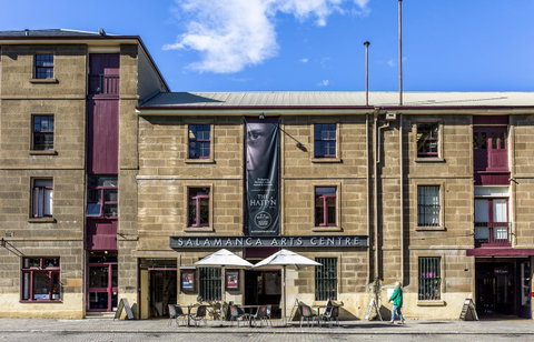 Lenna Of Hobart - St Kilda Accommodation 25
