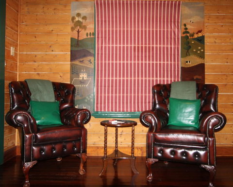 Kerrellie Cottages 2, 4 & 8 Reid Street - St Kilda Accommodation 6