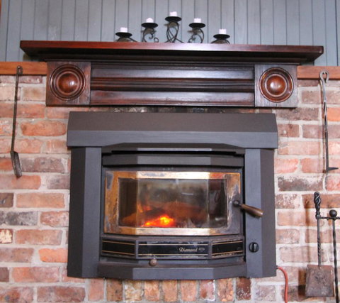 Kerrellie Cottages 2, 4 & 8 Reid Street - St Kilda Accommodation 24