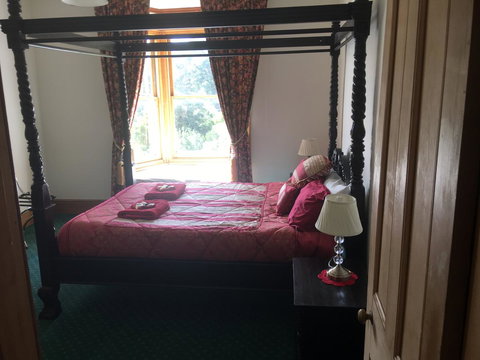 Kerrellie Cottages 2, 4 & 8 Reid Street - St Kilda Accommodation 13