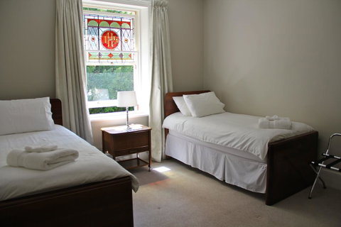 Old Bishop\'s Quarters Heritage, Modern & Unique Accommodation - St Kilda Accommodation 8