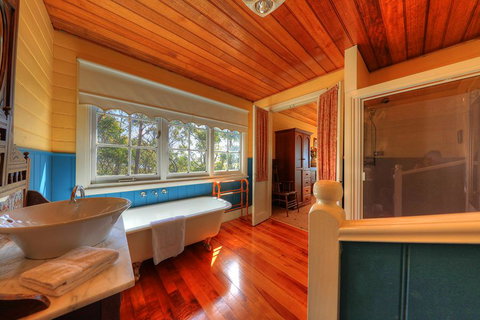 Island View Spa Cottage - St Kilda Accommodation 3