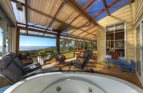 Island View Spa Cottage - St Kilda Accommodation 8