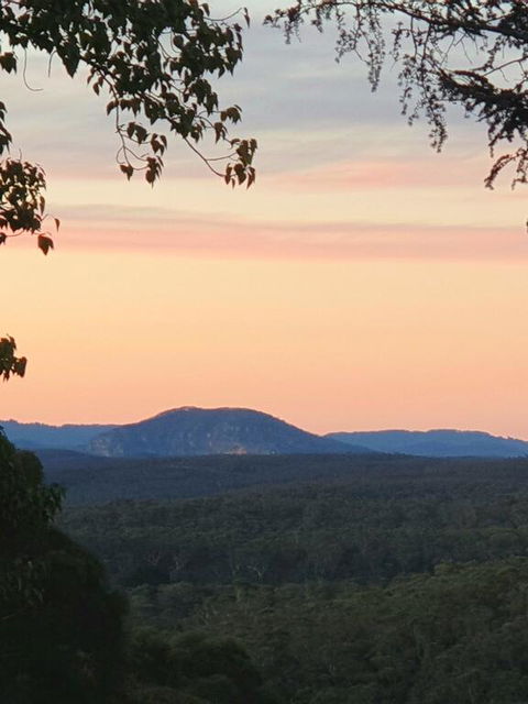 NEW Winston Cottage Leura Views & Location - St Kilda Accommodation 3