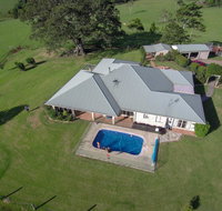 Newyan  Maleny - St Kilda Accommodation