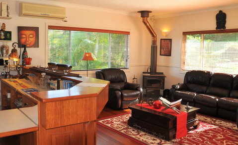 Nirvana At Montville - St Kilda Accommodation 3