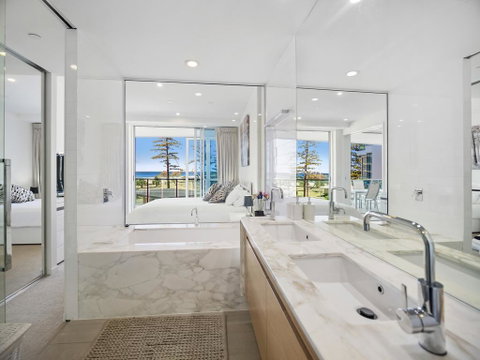 Nirvana By The Sea - St Kilda Accommodation 3