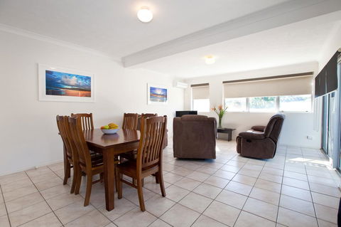North Star Holiday Resort - St Kilda Accommodation 2