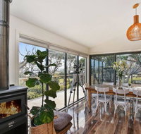 OCEAN ESCAPE - the ultimate luxury beach house - St Kilda Accommodation