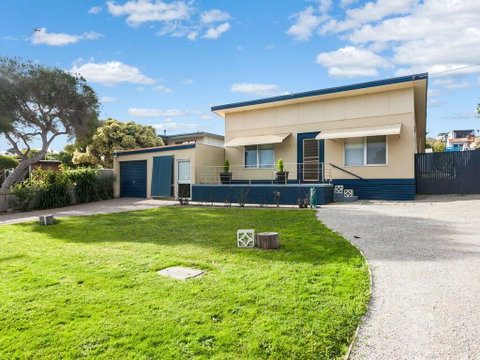 OCEAN SOUNDS - Anglesea - St Kilda Accommodation 0