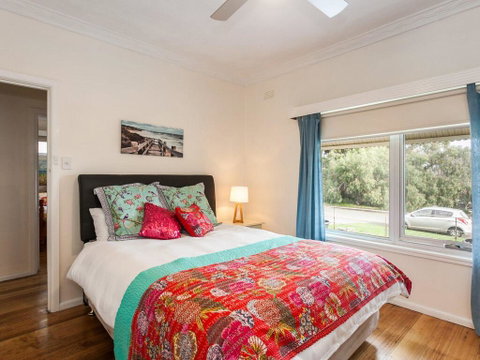 OCEAN SOUNDS - Anglesea - St Kilda Accommodation 1