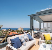 Ocean Views on Coogee Beach - St Kilda Accommodation