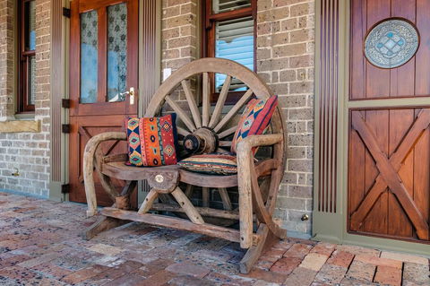 Old Bank Boutique Hotel - St Kilda Accommodation 2