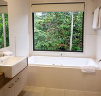 On Obi Maleny - St Kilda Accommodation