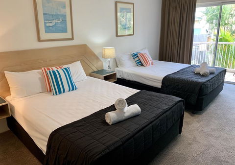 Outrigger Burleigh - St Kilda Accommodation 1