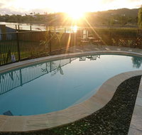 Palm Lakeside Holiday Home - Bowen Whitsundays Queensland - St Kilda Accommodation