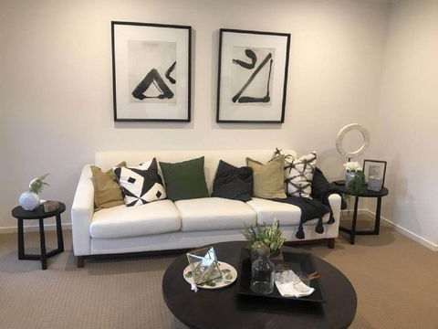 Pampas Grass Homestay A - St Kilda Accommodation 3